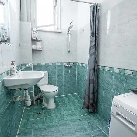 Apartment Salts Market 3br Retreat