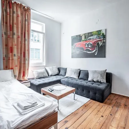 Salts Market 3br Retreat * Sofia